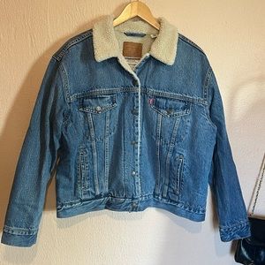 Levi’s Sherpa Trucker Jacket XL